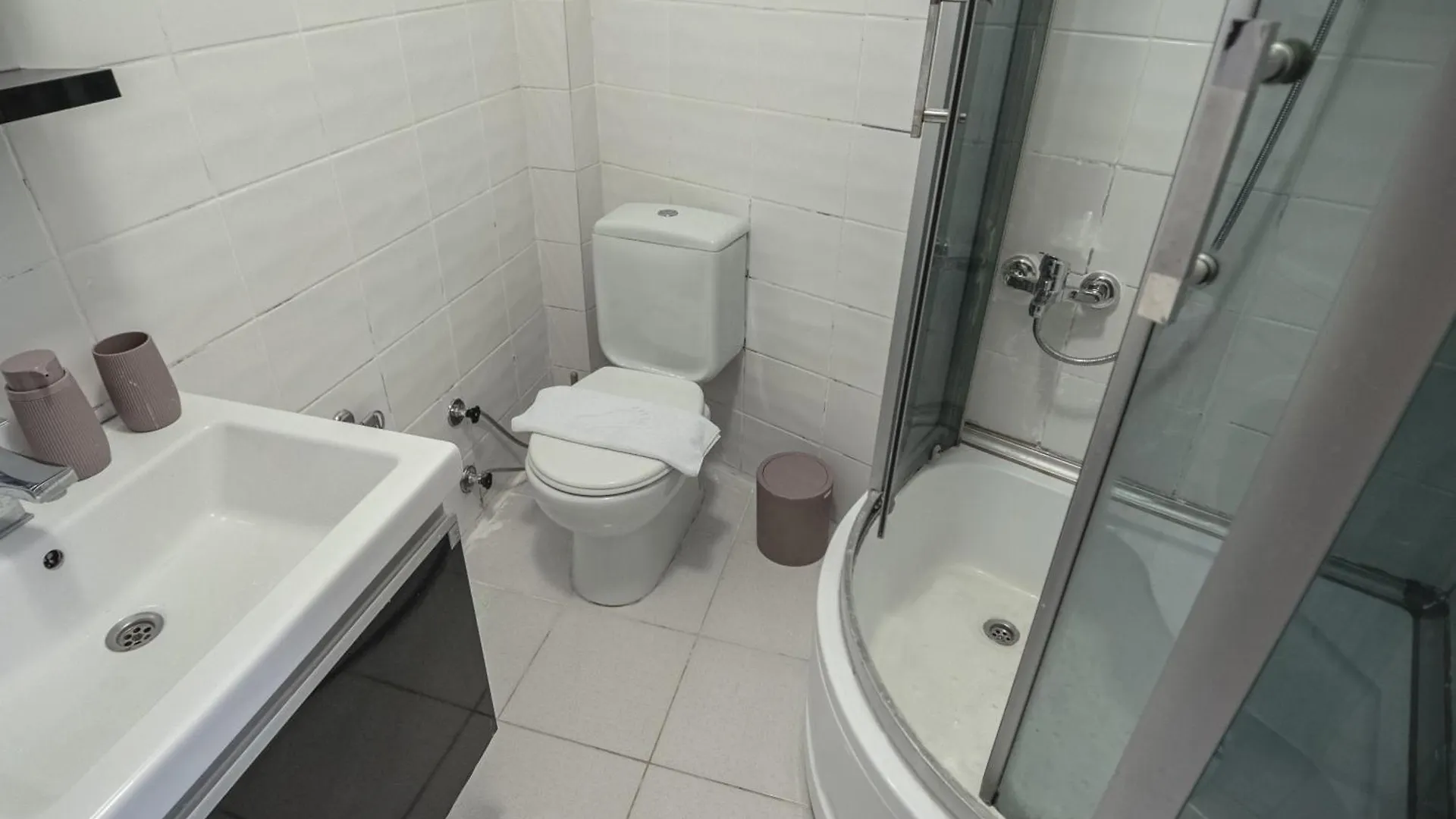 Luxury Flat W/Exceptional Terrace & Bosphrous View Apartment Istanbul 0*,  Turcia
