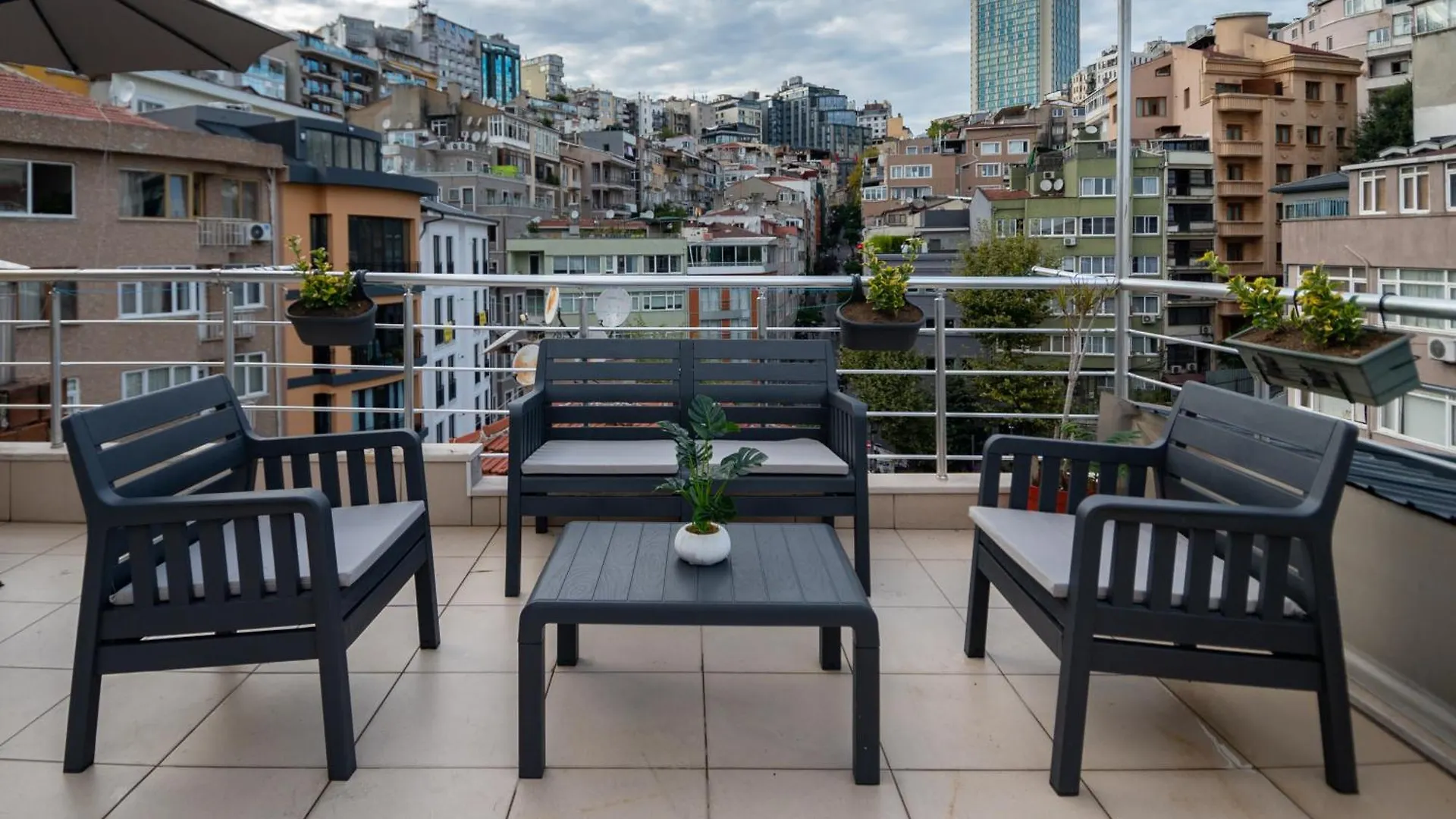 Luxury Flat W/Exceptional Terrace & Bosphrous View Apartment Istanbul